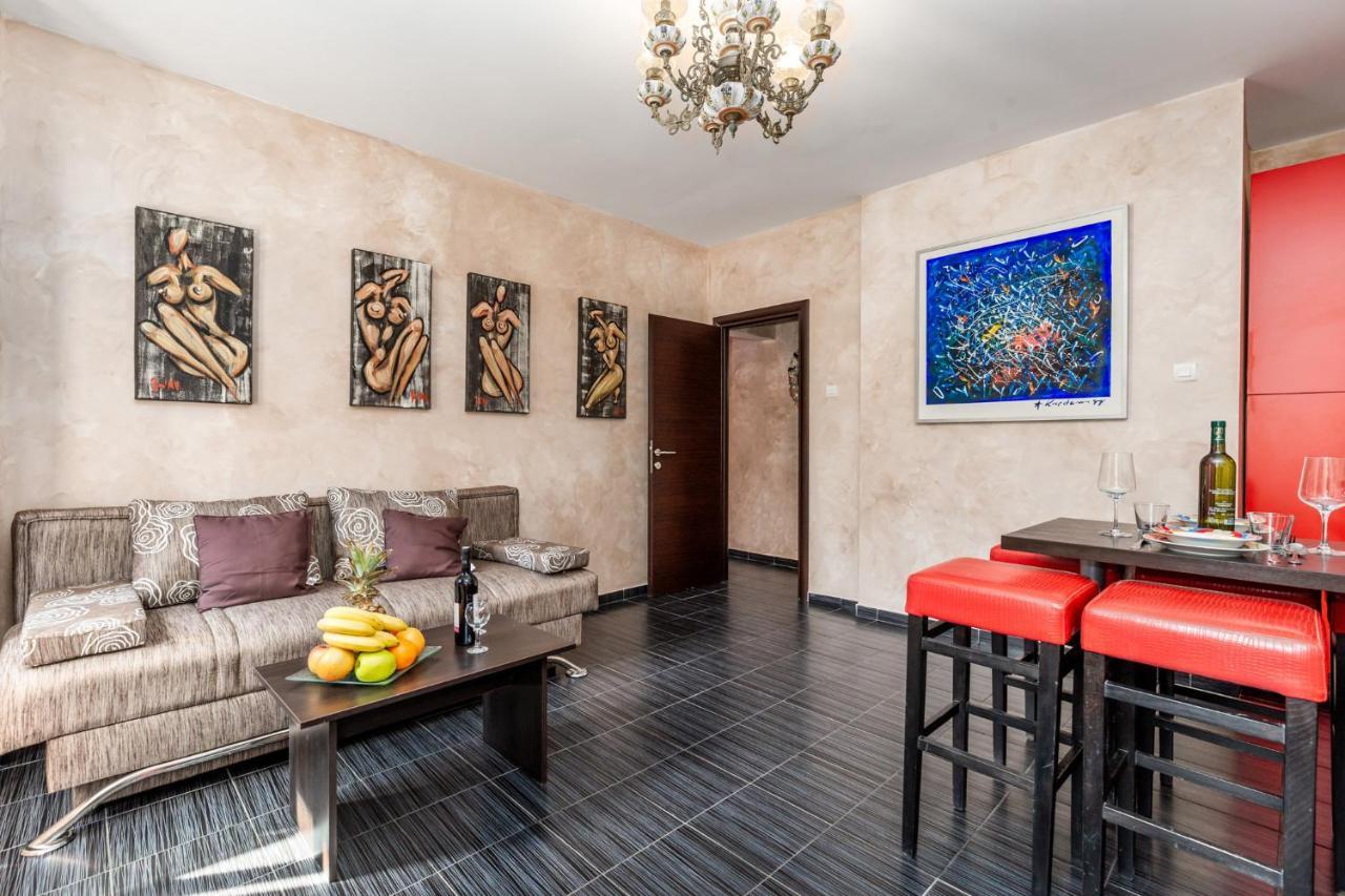 Apartmani Paulina リエカ エクステリア 写真